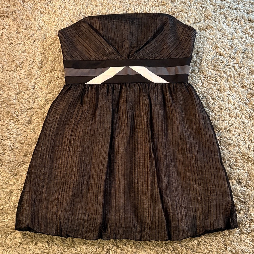 BCBG Black Strapless Bubble Hem Dress Womens Size 10